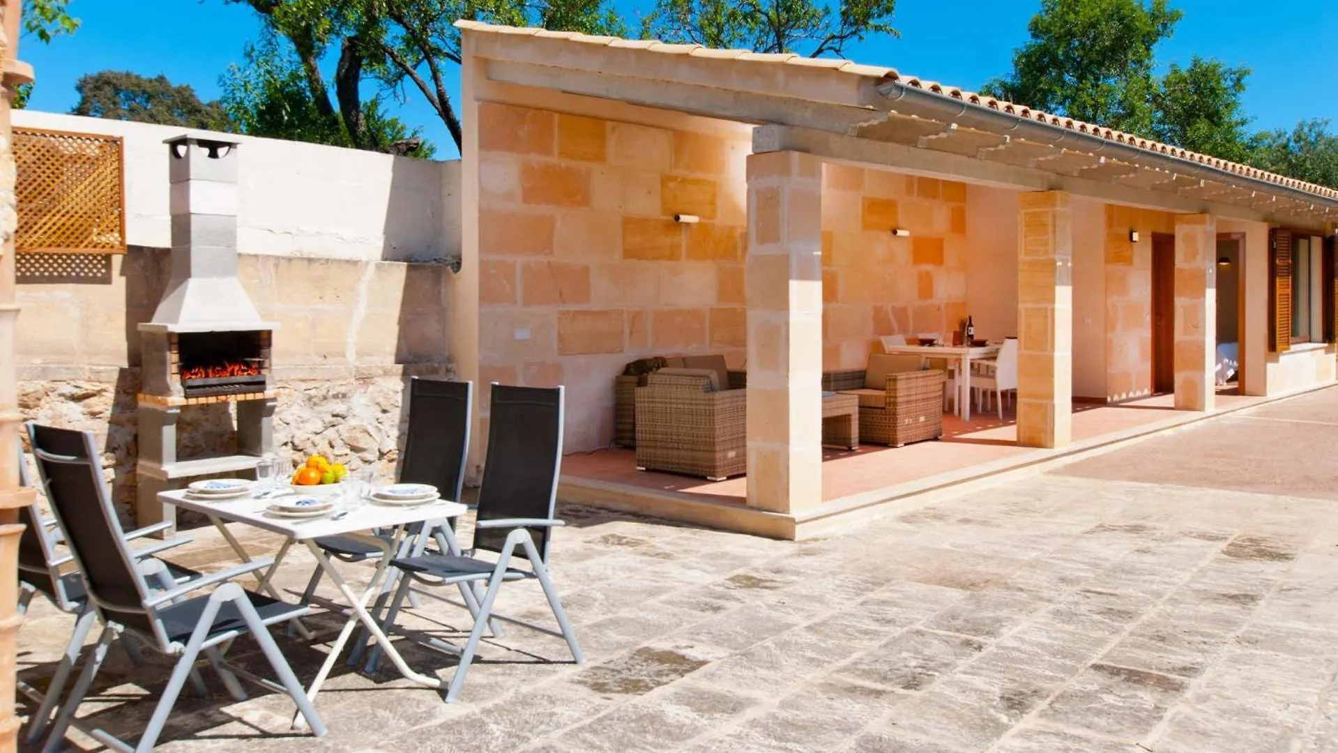 Villa Els Olivers / Olivers Petits 알쿠디아 스페인